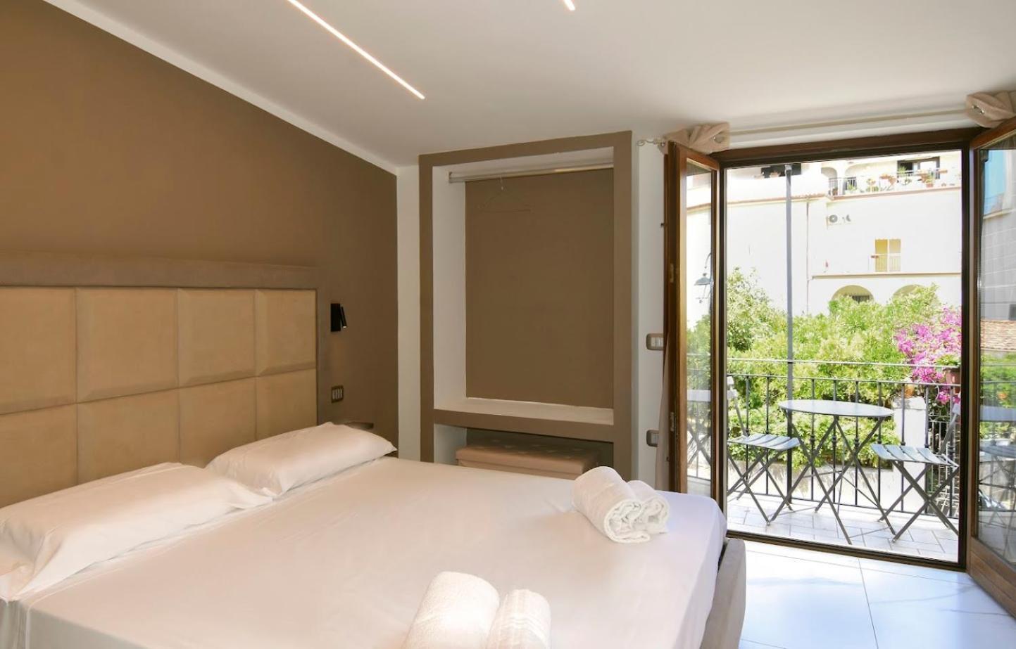 Belma Aparthotel And Rooms مارينا دي كاميروتا المظهر الخارجي الصورة