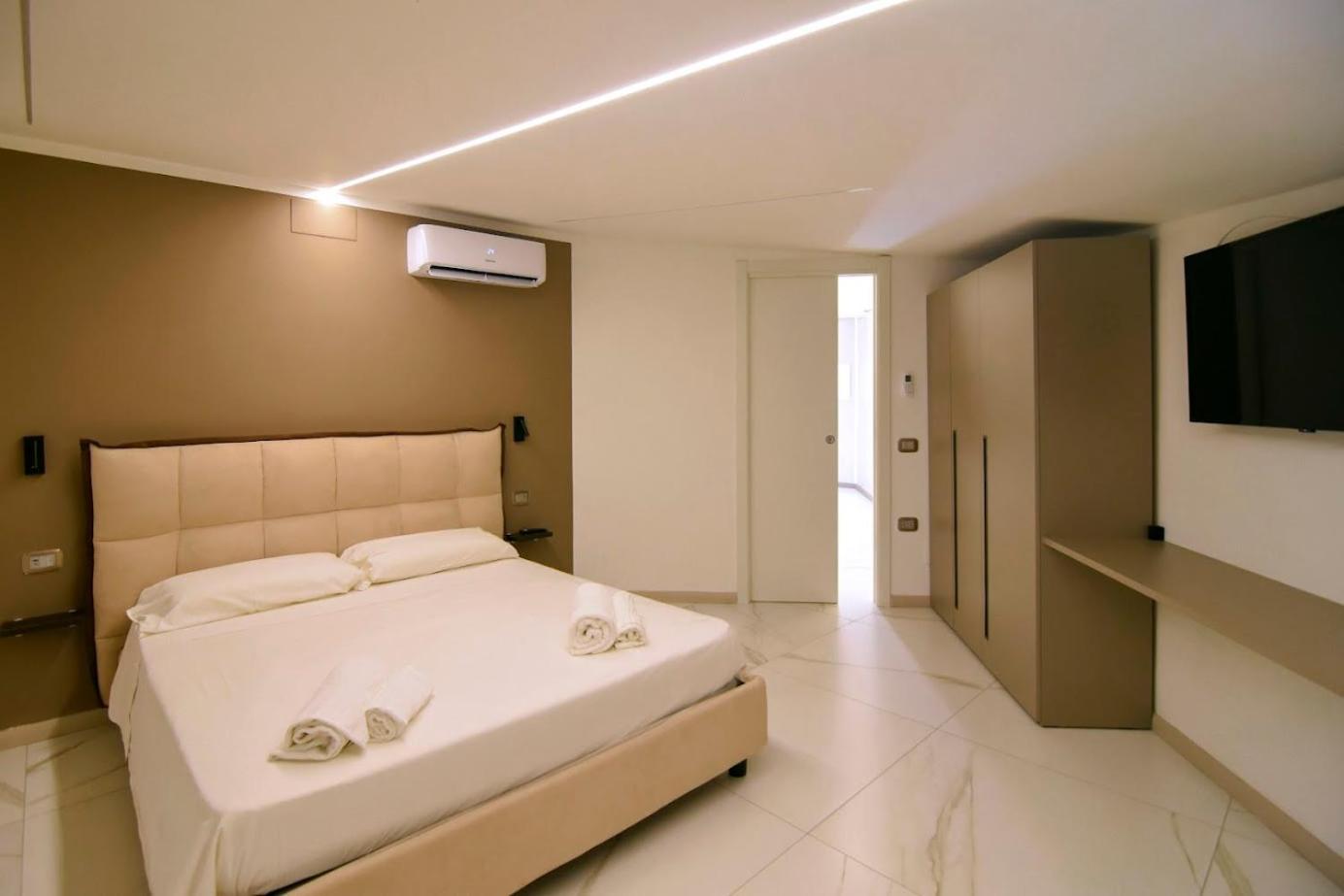 Belma Aparthotel And Rooms مارينا دي كاميروتا المظهر الخارجي الصورة