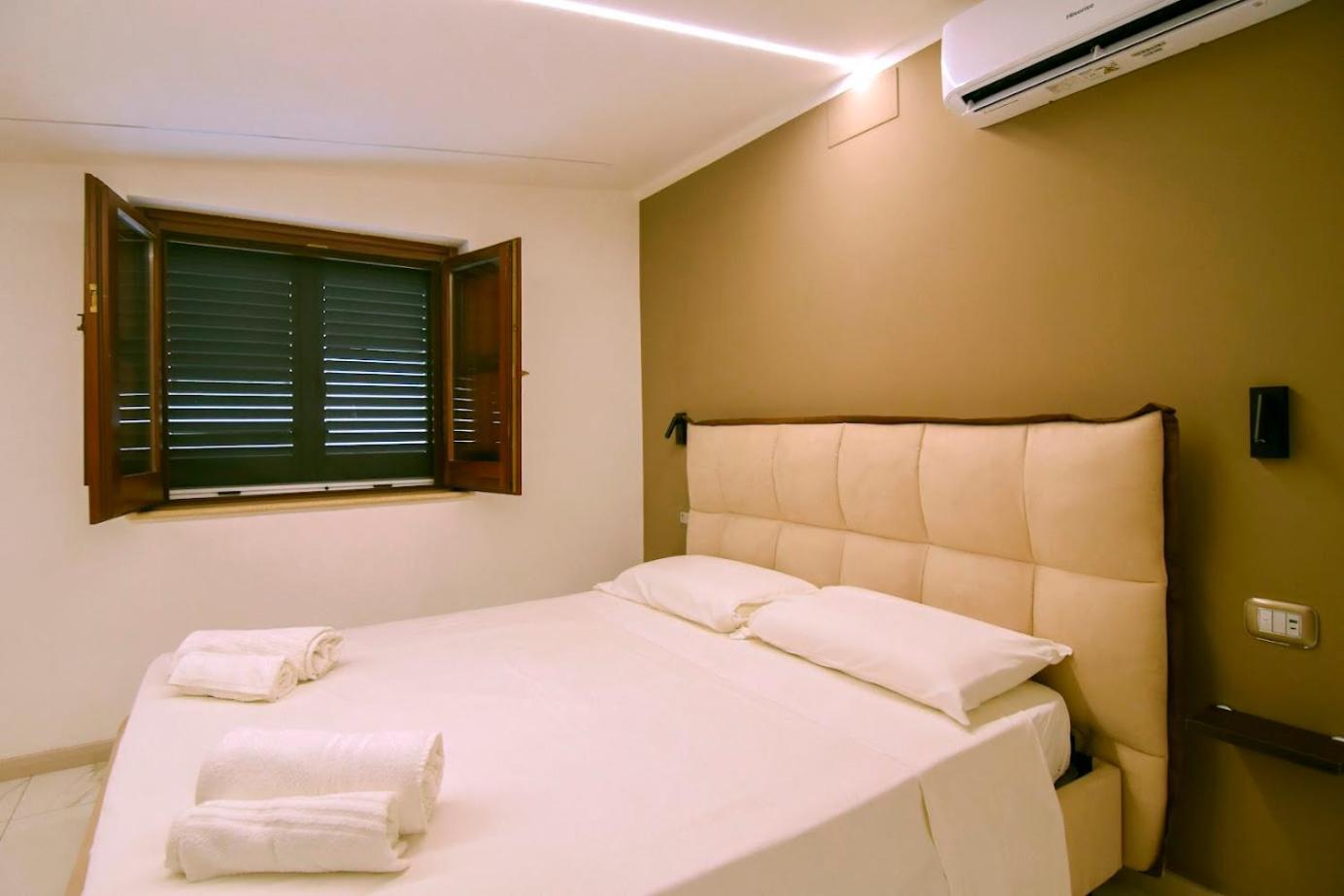 Belma Aparthotel And Rooms مارينا دي كاميروتا المظهر الخارجي الصورة
